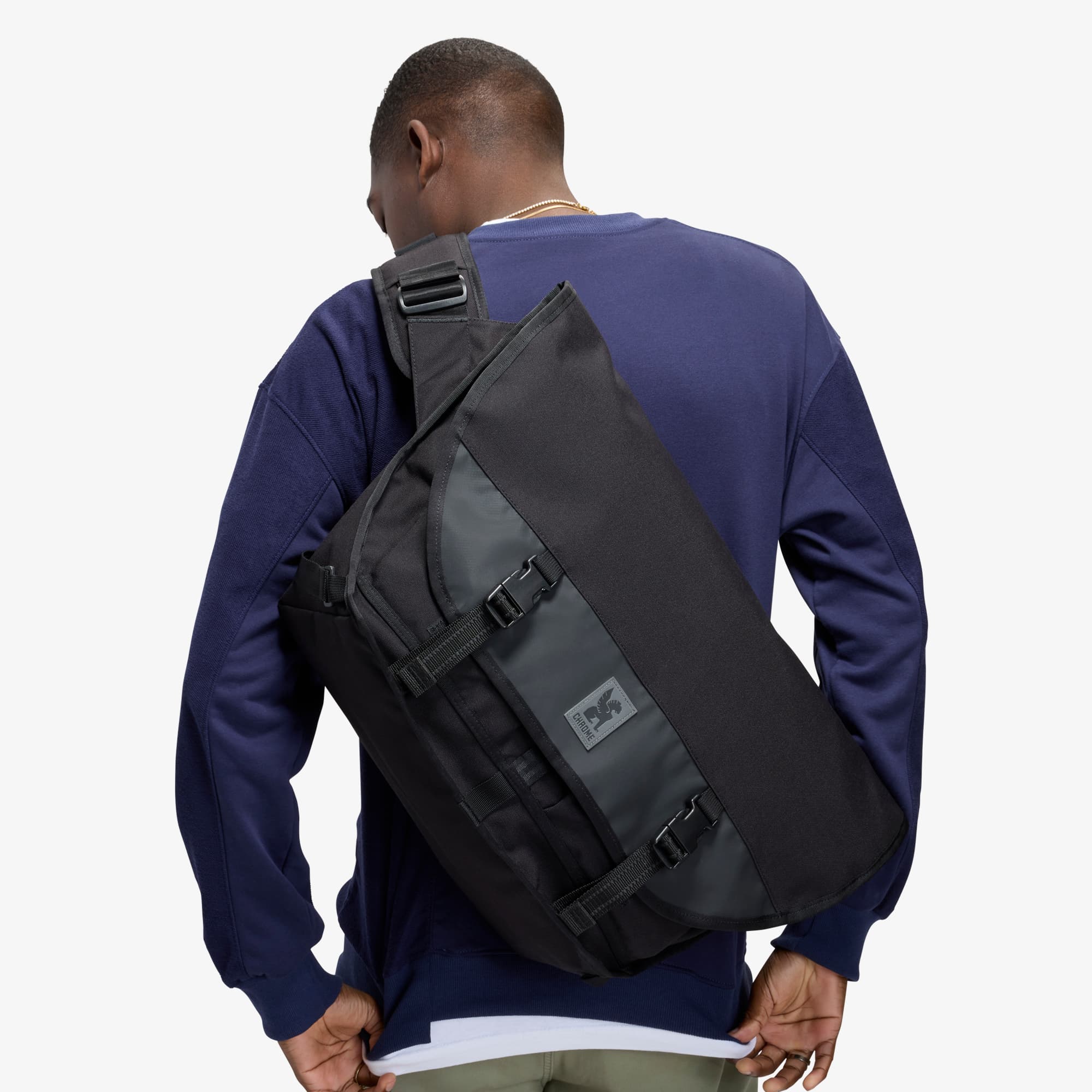 Citizen 24L Messenger - Image 12