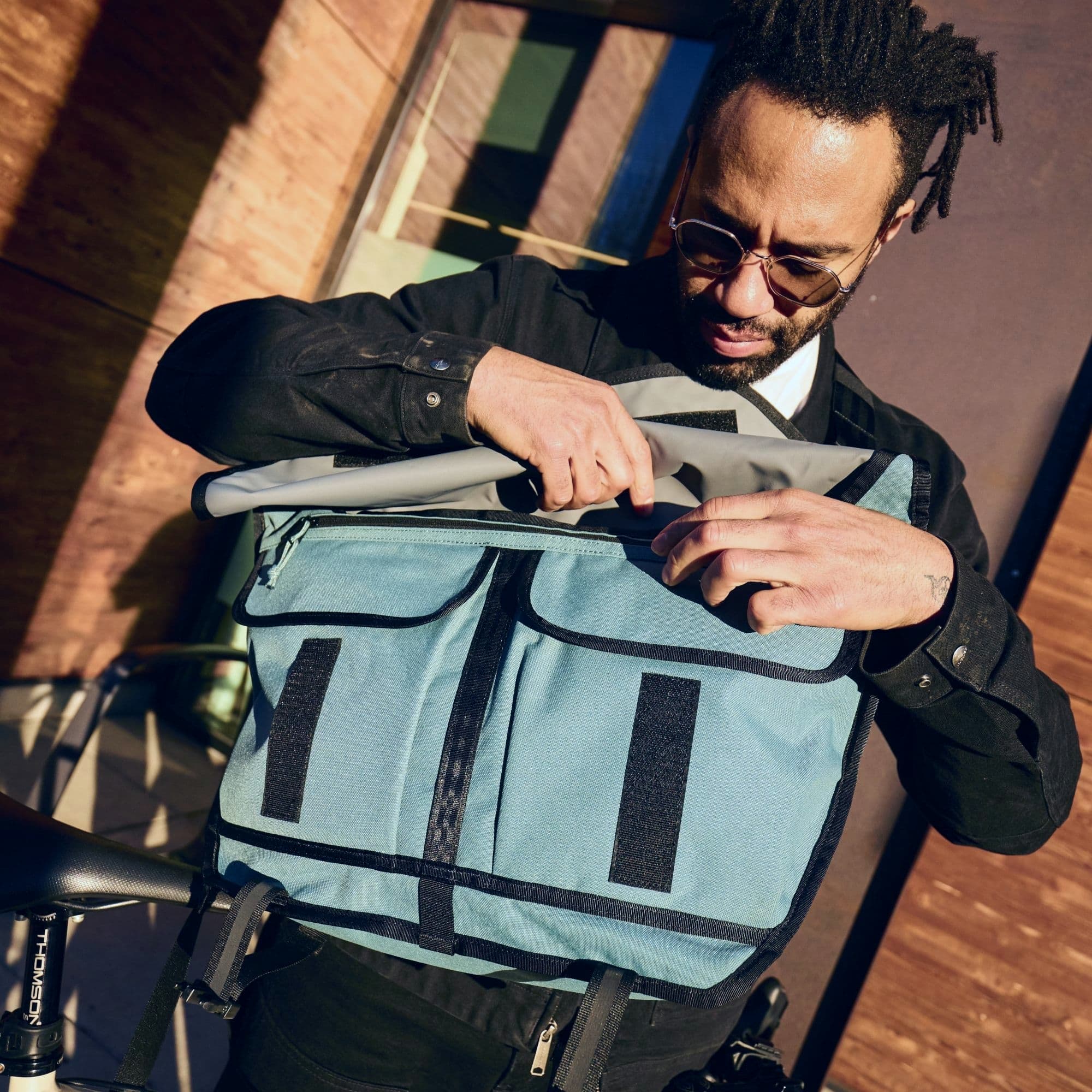 Citizen 24L Messenger - Image 23
