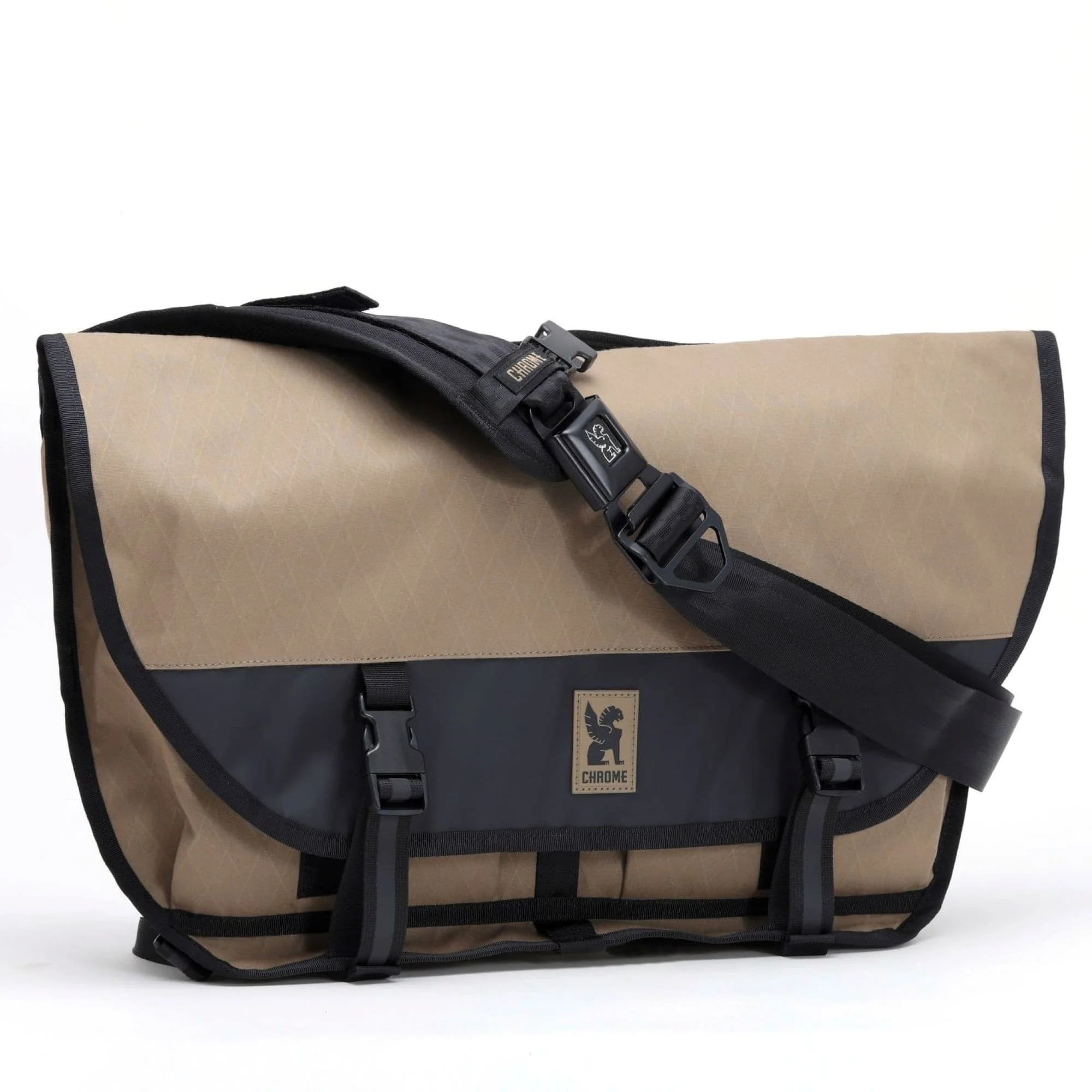 Citizen 24L Messenger - Image 5
