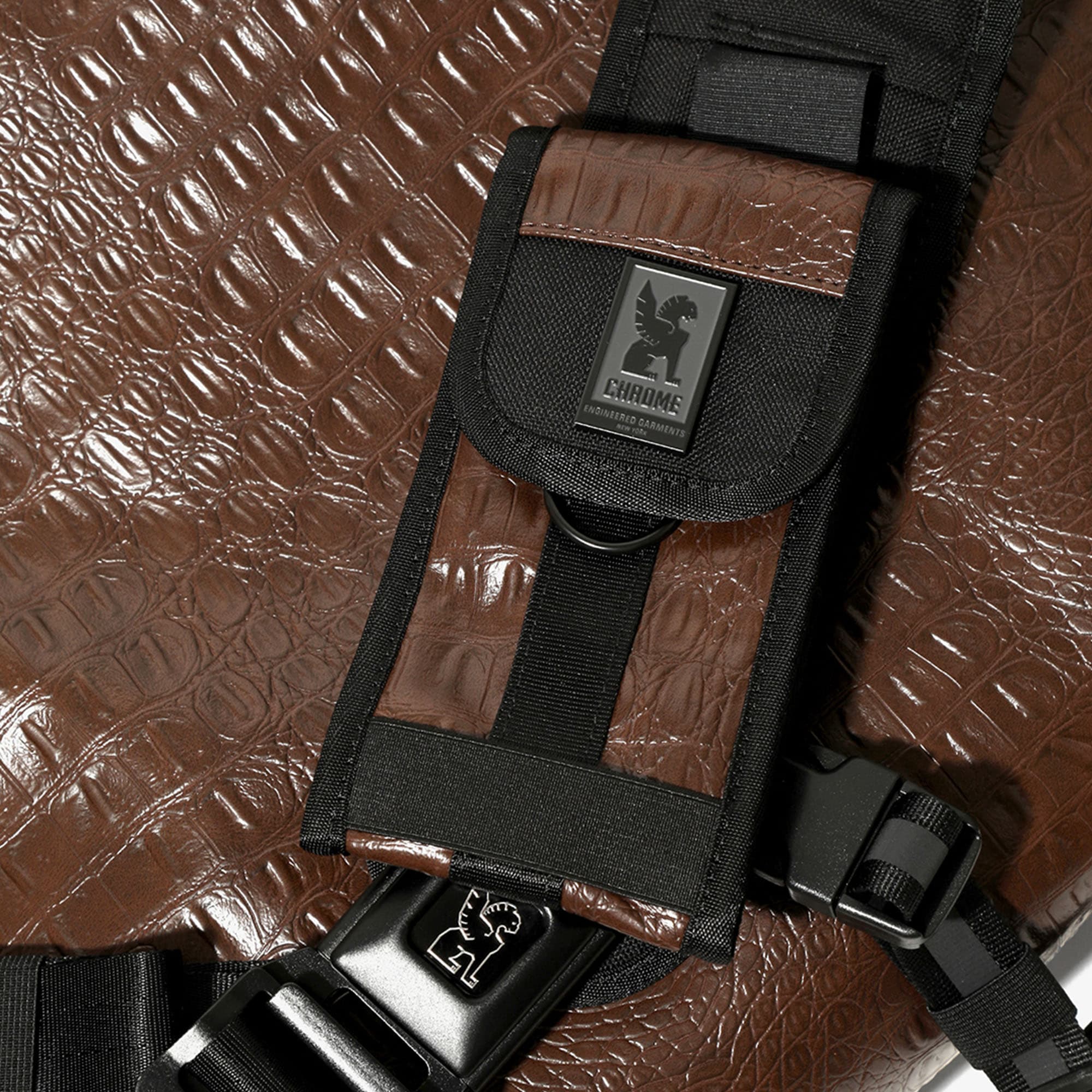 Citizen 24L Messenger EG Edition - Image 13