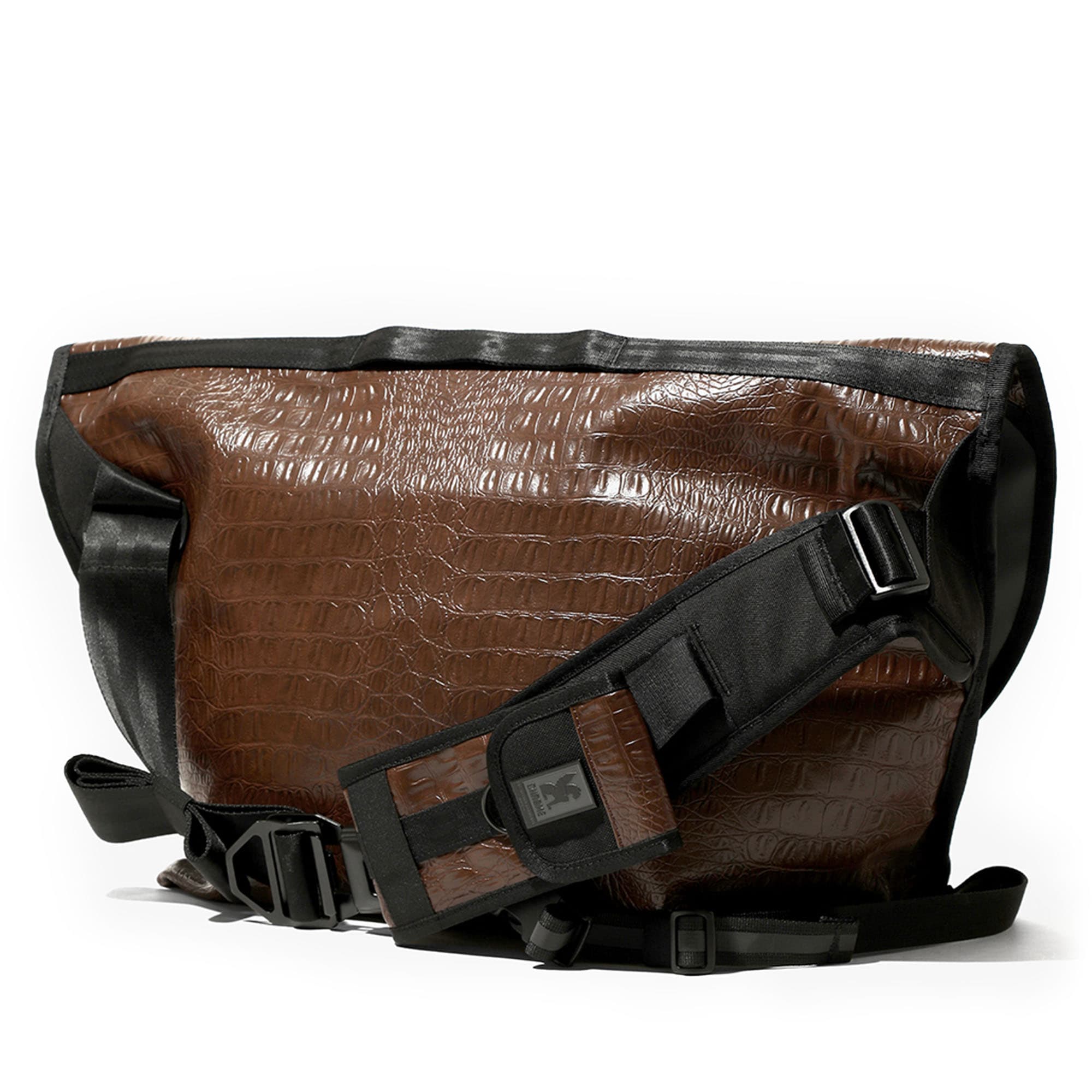 Citizen 24L Messenger EG Edition - Image 4