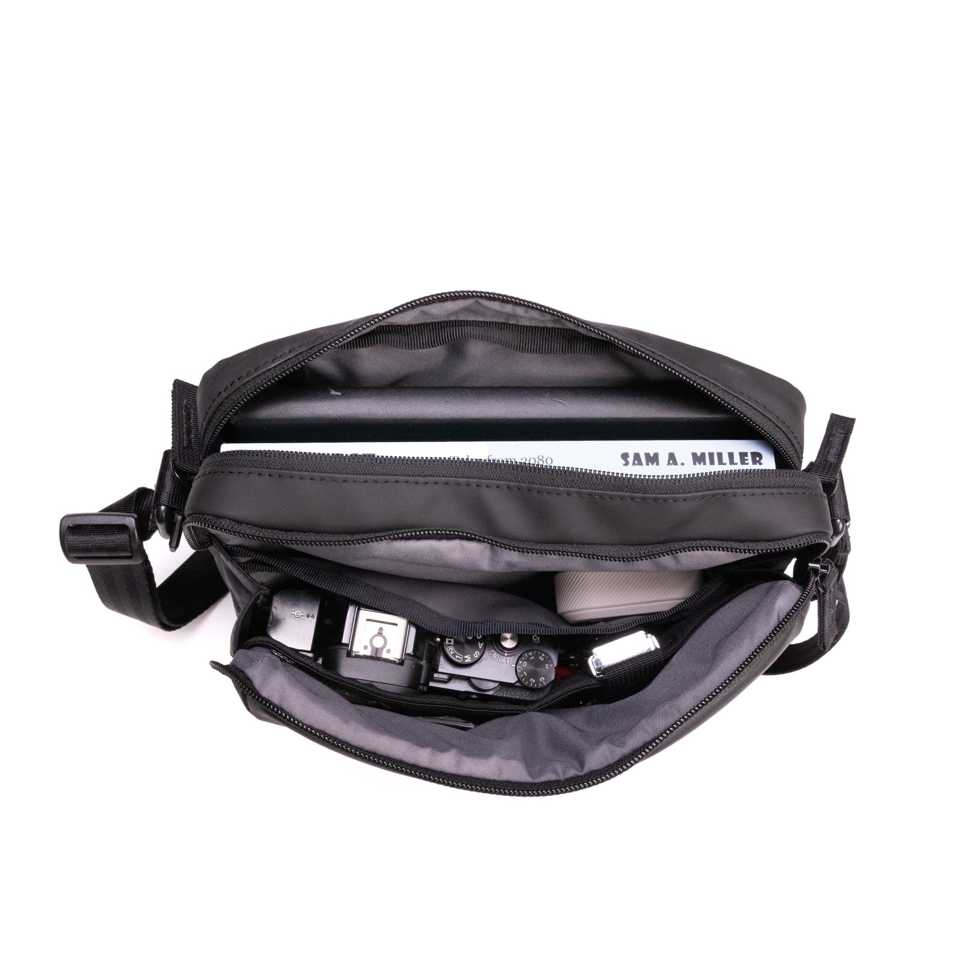 Pac Shoulder Pouch 3L - Image 7